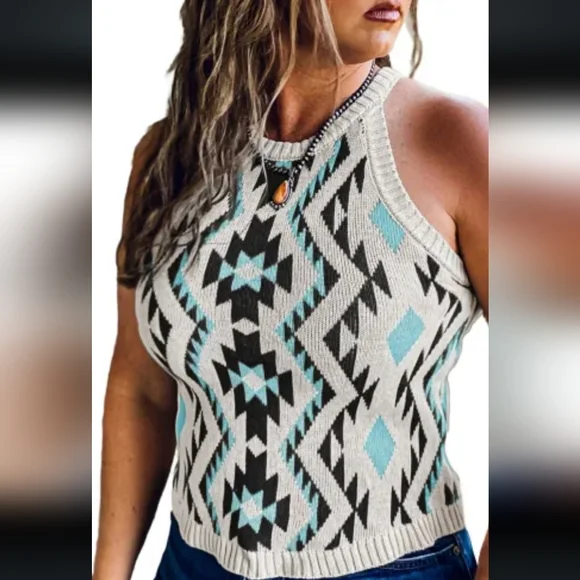 🔥New Aztec sweater tank - Picture 3 of 8